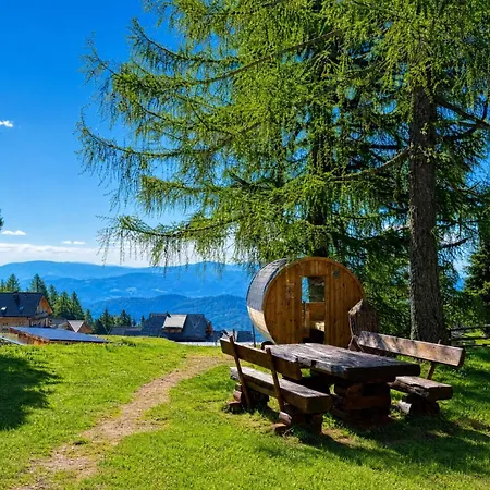Berglodge - Panoramasauna, Eigengarten, Skipiste & Wandern * Hochrindl