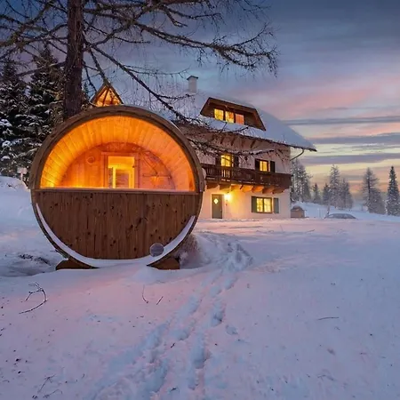 Berglodge - Panoramasauna, Eigengarten, Skipiste & Wandern Hochrindl